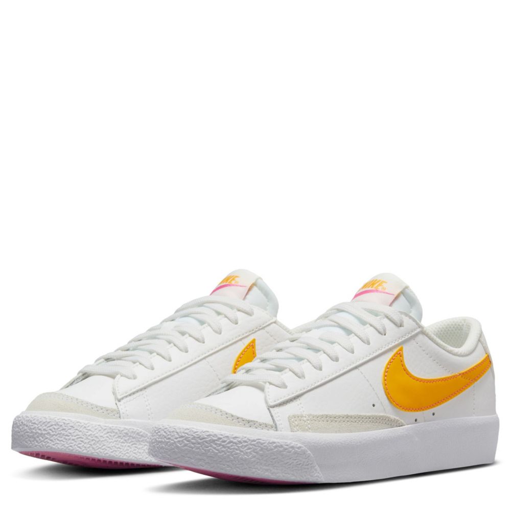 Blazer Low '77 (Big Kid)